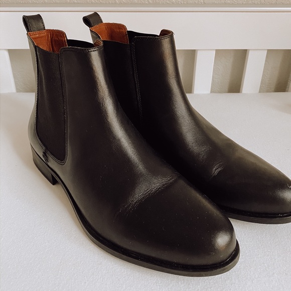 Leather ankle boots - Picture 2 of 4